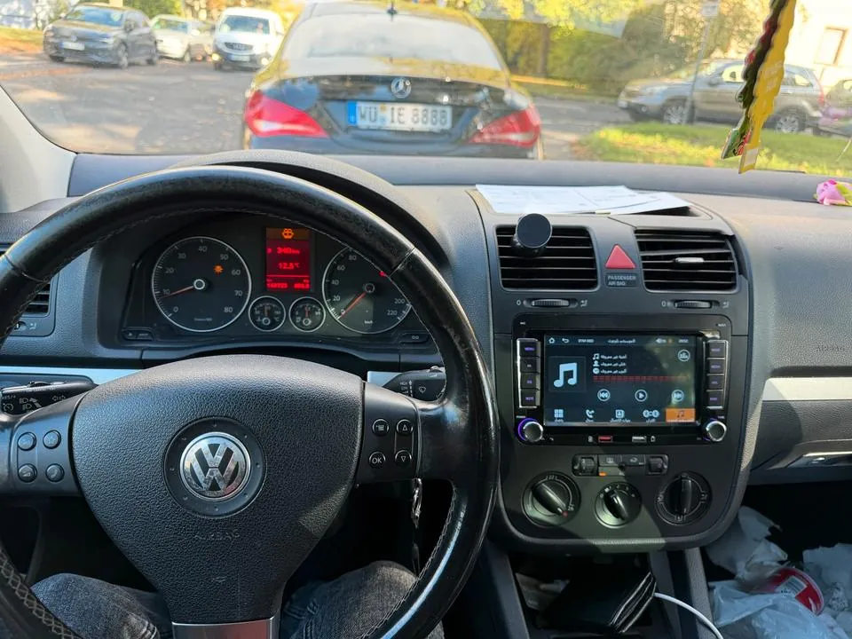 Volkswagen VW