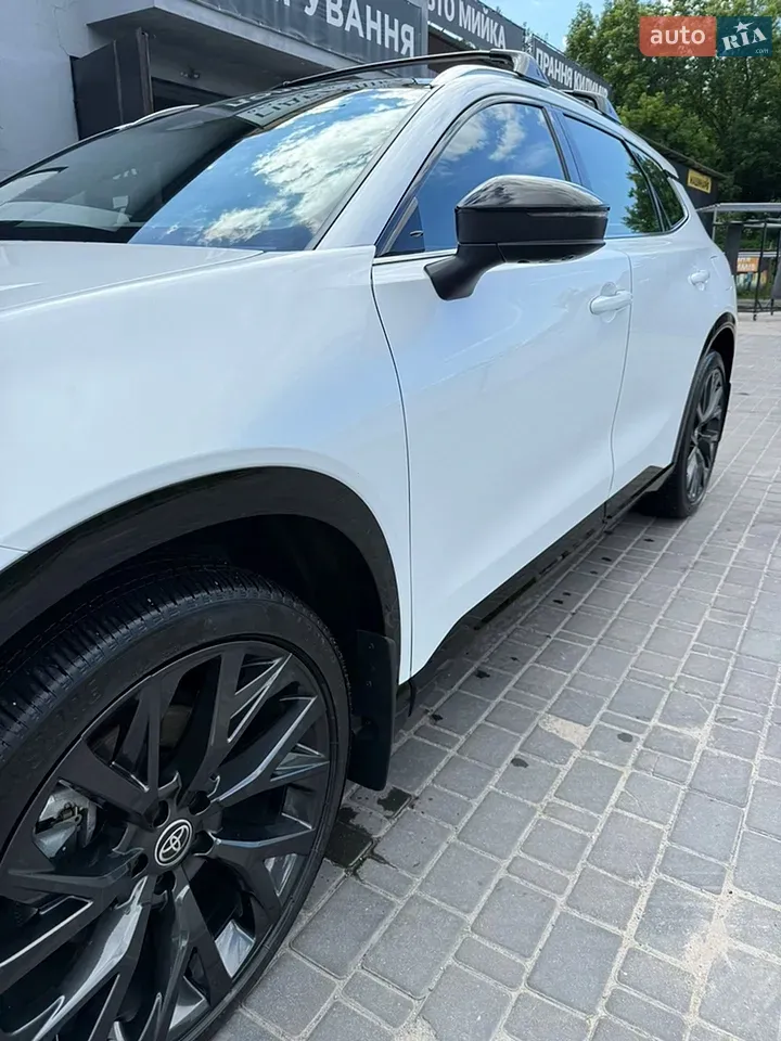 Toyota Crown 2025 photo 4