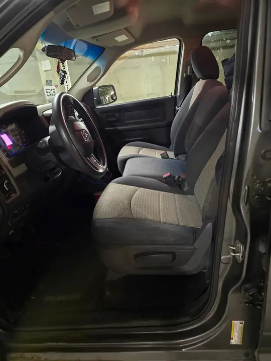 Dodge Ram 1500 2012 photo 2