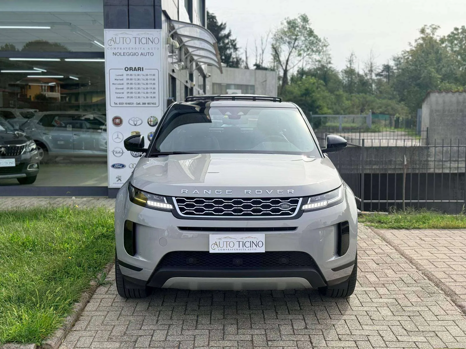 Land Rover Range Rover Evoque 2020 photo 2