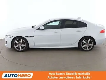 Jaguar Xe 2019 photo 3