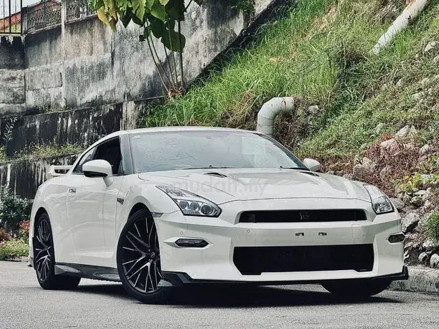 Nissan Gtr