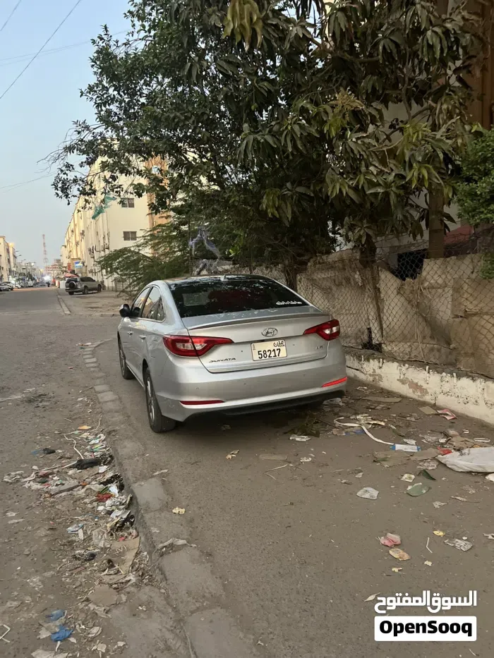 Hyundai Sonata 2015 photo 2