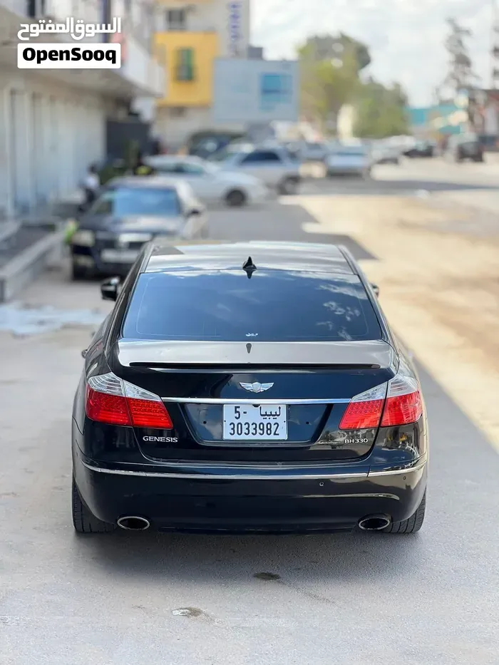 Genesis Sonata 2011 photo 4