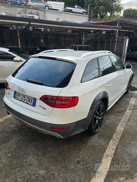 Audi A4 Allroad 2012 photo 3