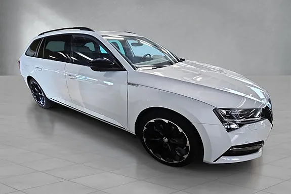 Skoda Superb 2022 photo 3
