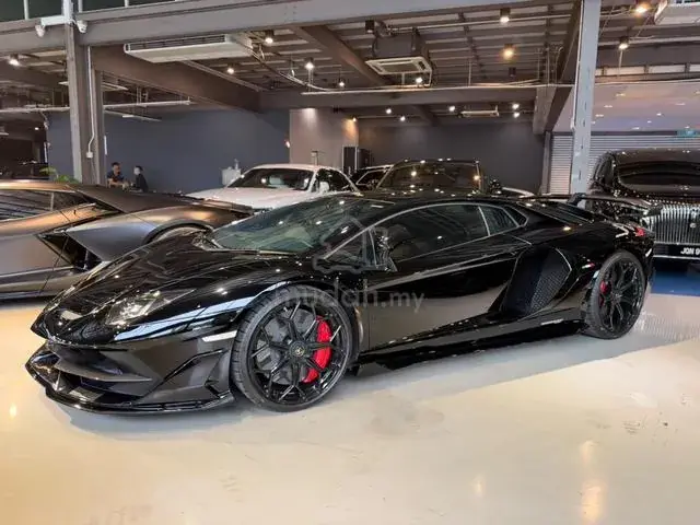 Lamborghini Aventador