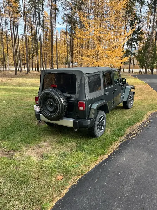 Jeep Wrangler Unlimited 2011 photo 4