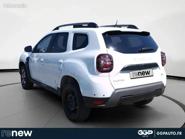 Dacia Duster 2023 photo 3