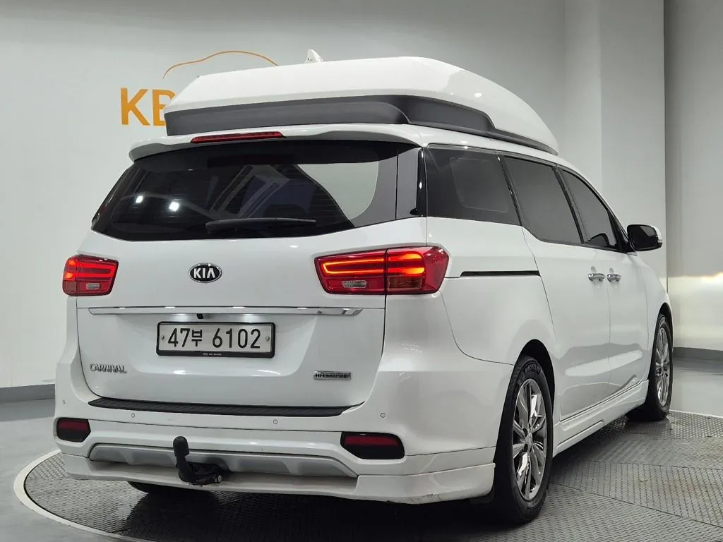 Kia Carnival 2018 photo 3
