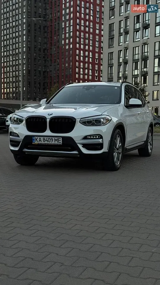 BMW X3 2018 photo 2