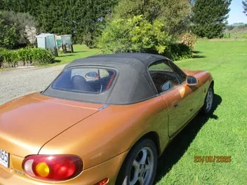 Mazda Roadster 1998 photo 2