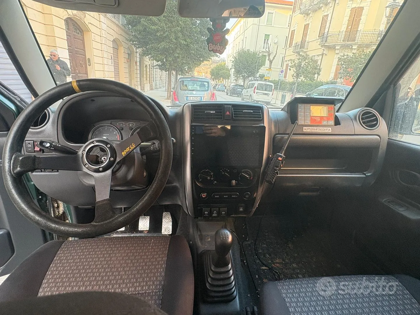 Suzuki Jimny 2011 photo 5