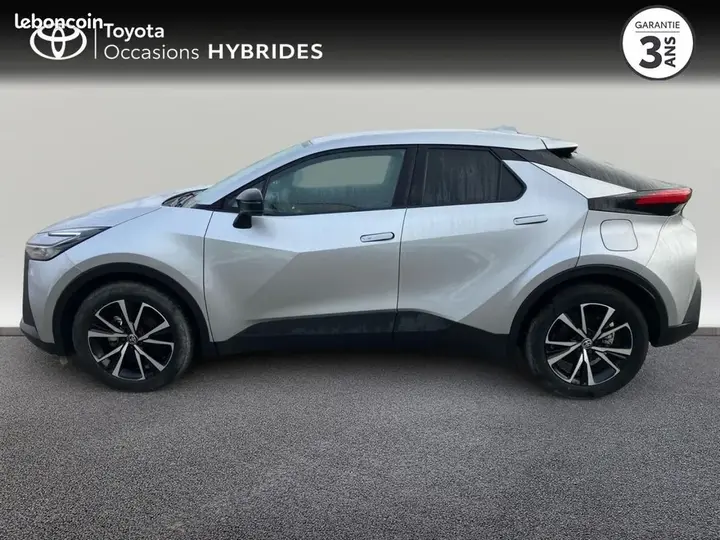 Toyota C-Hr 2024 photo 3