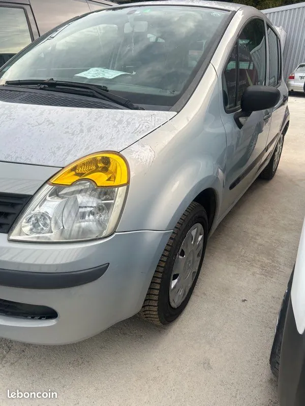 Renault Modus 2004 photo 2