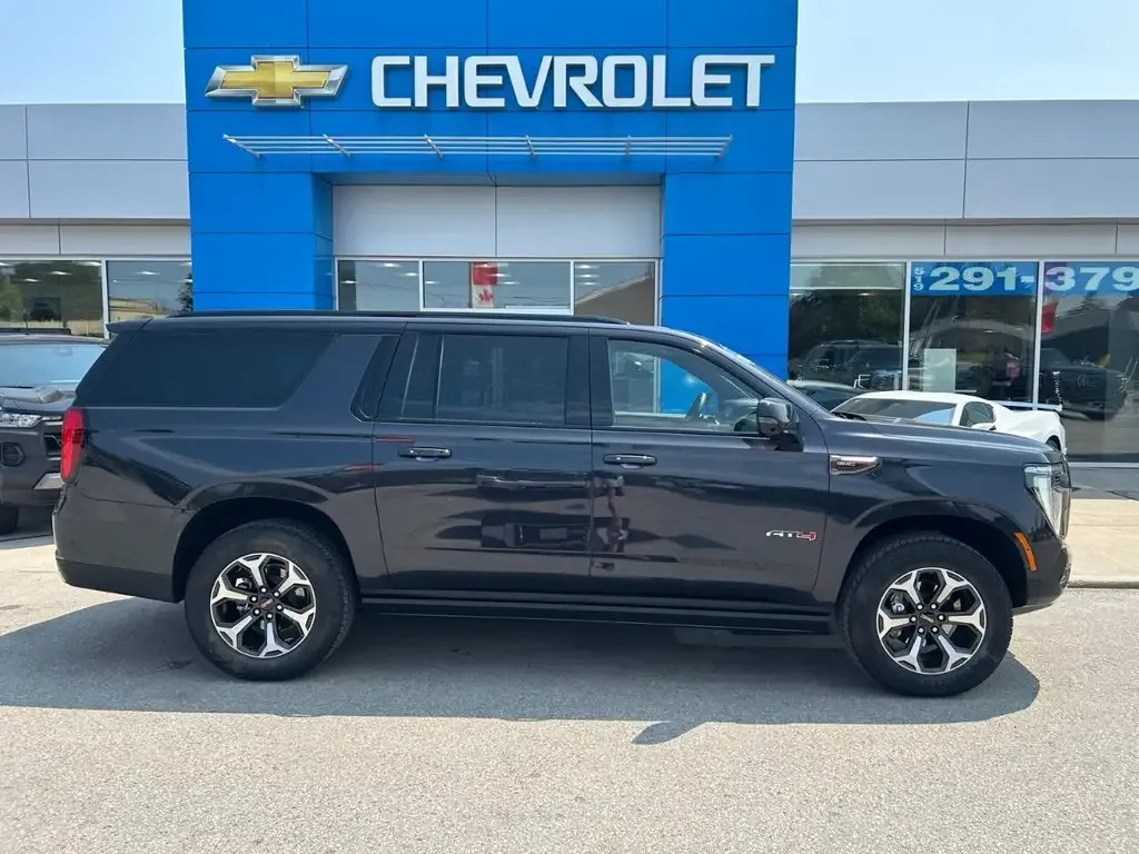 GMC Yukon 2026 photo 2