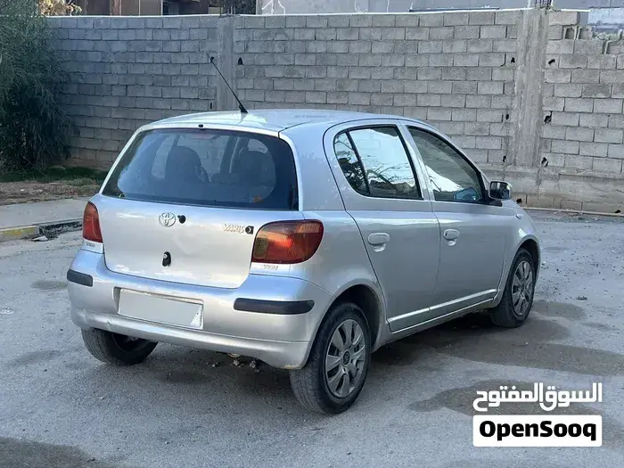 Toyota Yaris 2005 photo 4