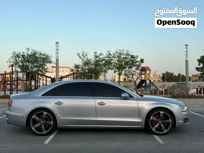Audi A8 L 2013 photo 4