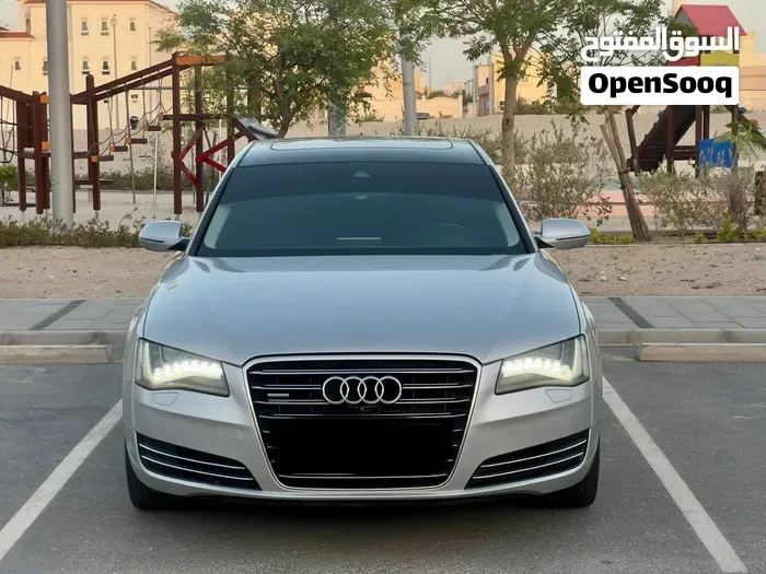 Audi A8 L 2013 photo 2