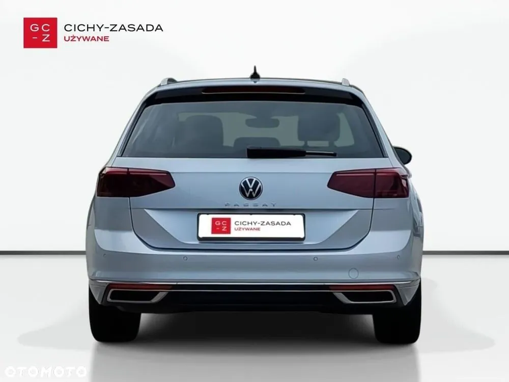 Volkswagen Passat Variant 2023 photo 4