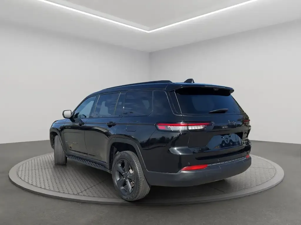 Jeep Grand Cherokee 2024 photo 4