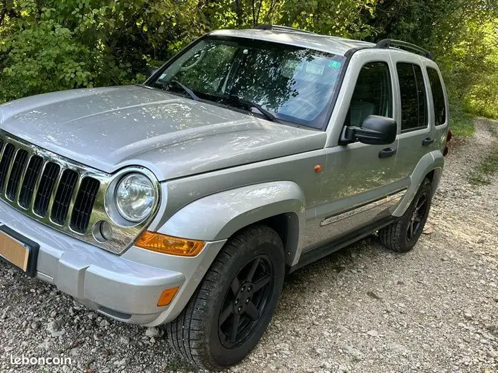 Jeep Cherokee 2007 photo 3