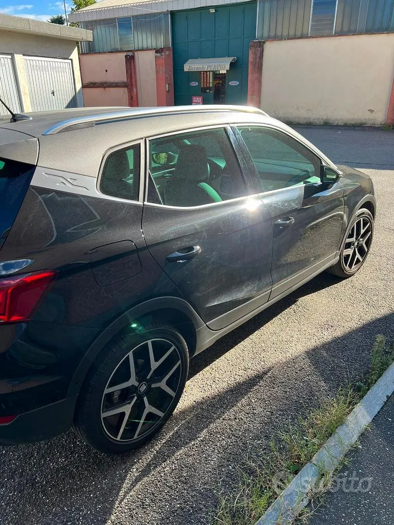 Seat Arona 2019 photo 3