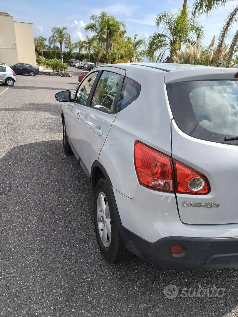 Nissan Qashqai 2008 photo 2