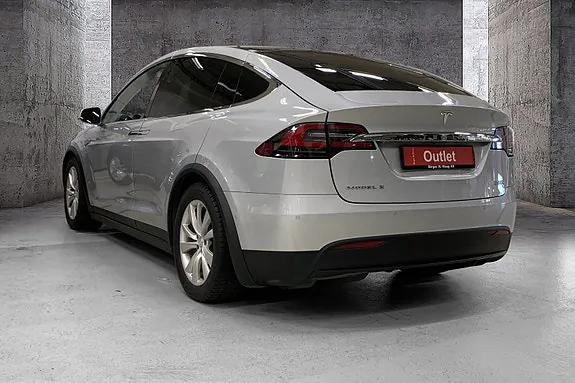 Tesla Model X 2016 photo 3