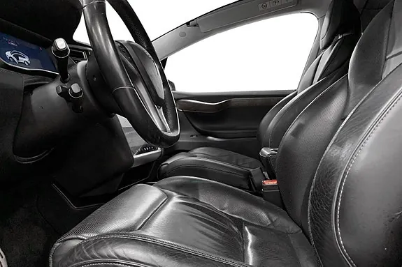 Tesla Model X 2016 photo 5
