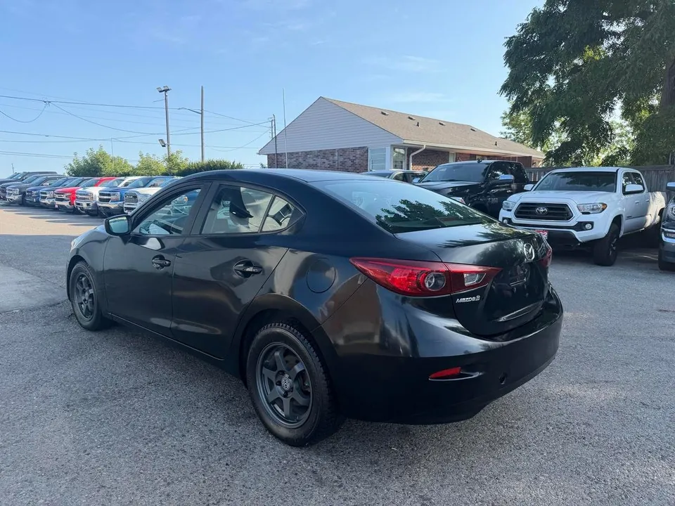 Mazda Mazda3 2018 photo 5