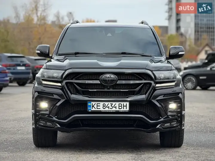 Toyota Land Cruiser 2020 photo 2
