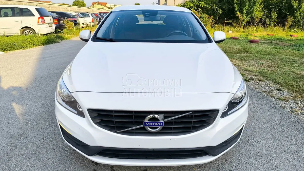Volvo V60 2018 photo 5