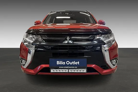 Mitsubishi Outlander 2018 photo 2