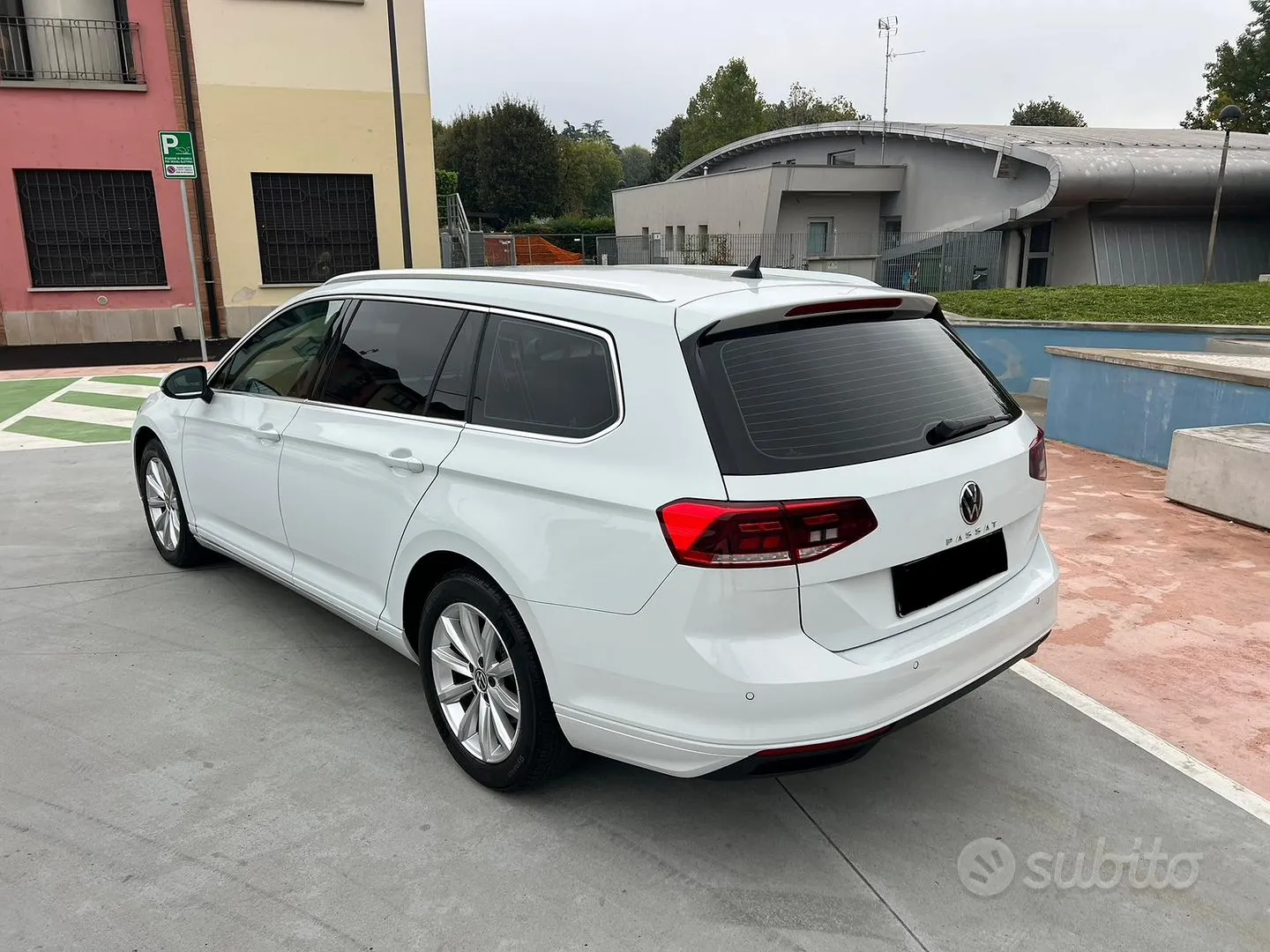 Volkswagen Passat 2023 photo 4