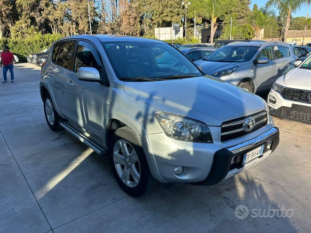 Toyota Rav4 2008 photo 3