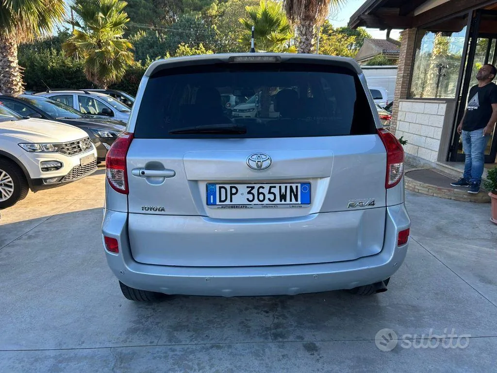 Toyota Rav4 2008 photo 5