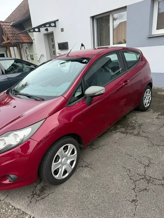 Ford Fiesta 2009 photo 2