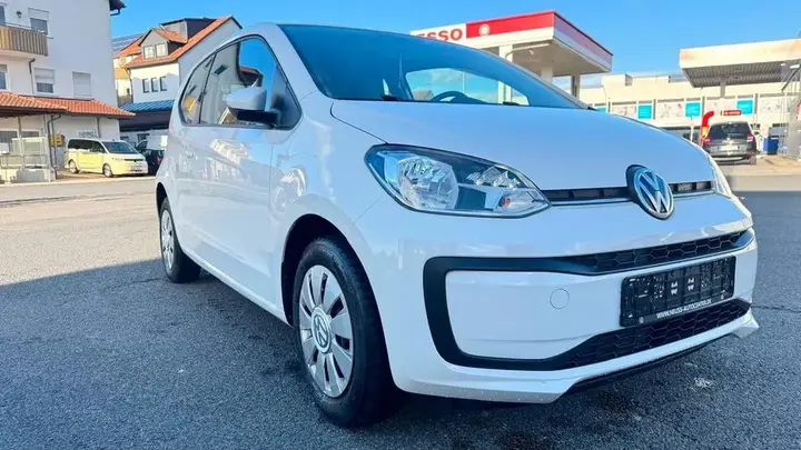 Volkswagen Up