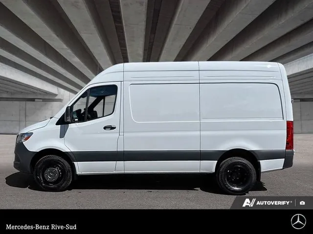 Mercedes-Benz Sprinter 2025 photo 2