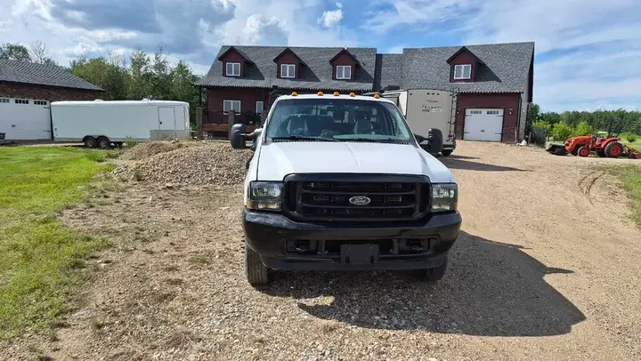 Ford F350 2002 photo 2