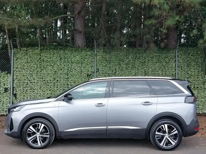 Peugeot 5008 2023 photo 4