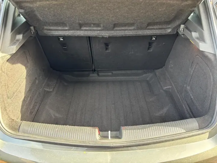 Vauxhall Astra 2018 photo 4