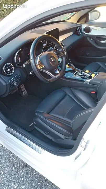 Mercedes-Benz C-Class 2017 photo 3