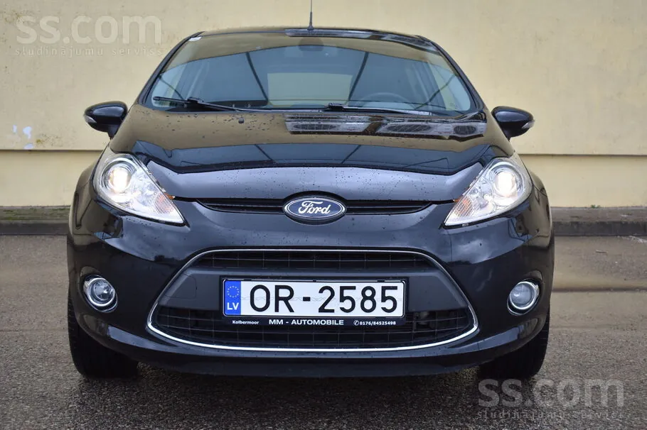 Ford Fiesta 2010 photo 3