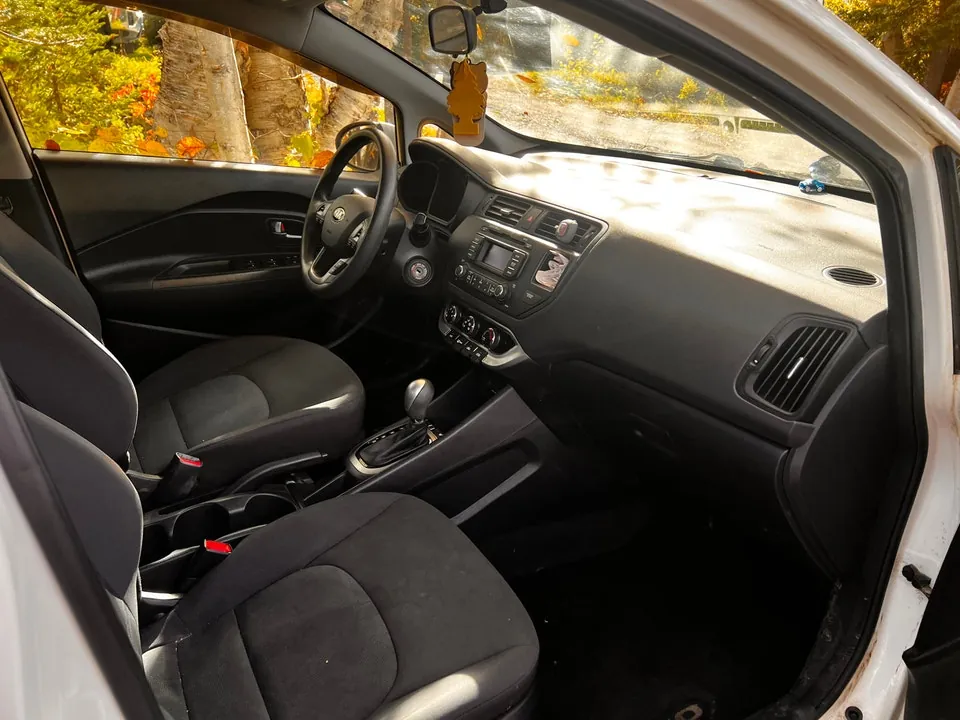 Kia Rio 2014 photo 3