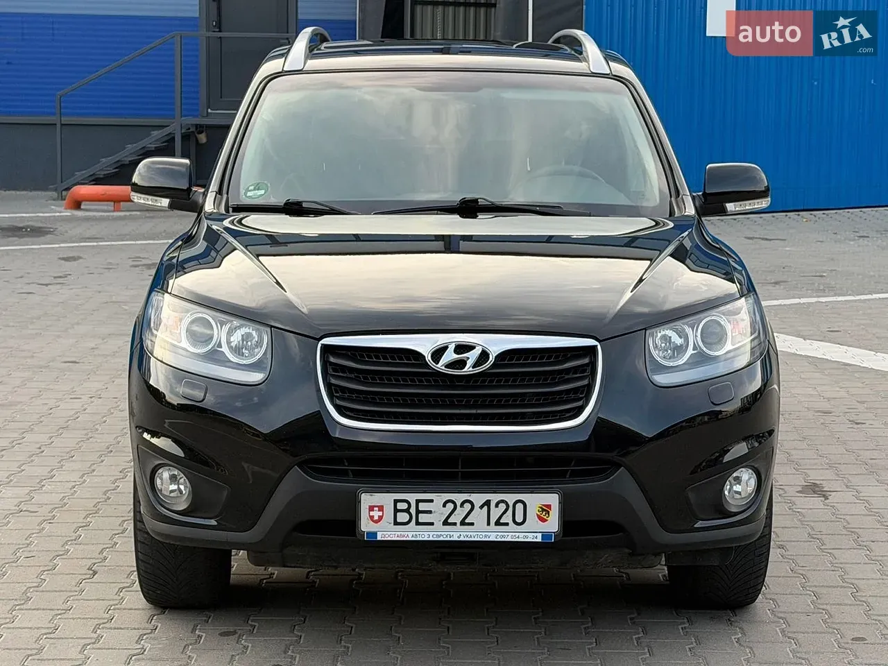 Hyundai Santa Fe 2011 photo 2