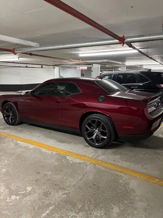 Dodge Challenger 2019 photo 2