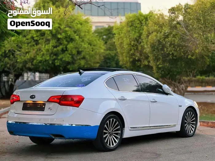 Kia Cadenza 2012 photo 2