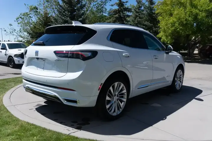 Buick Envision 2026 photo 5